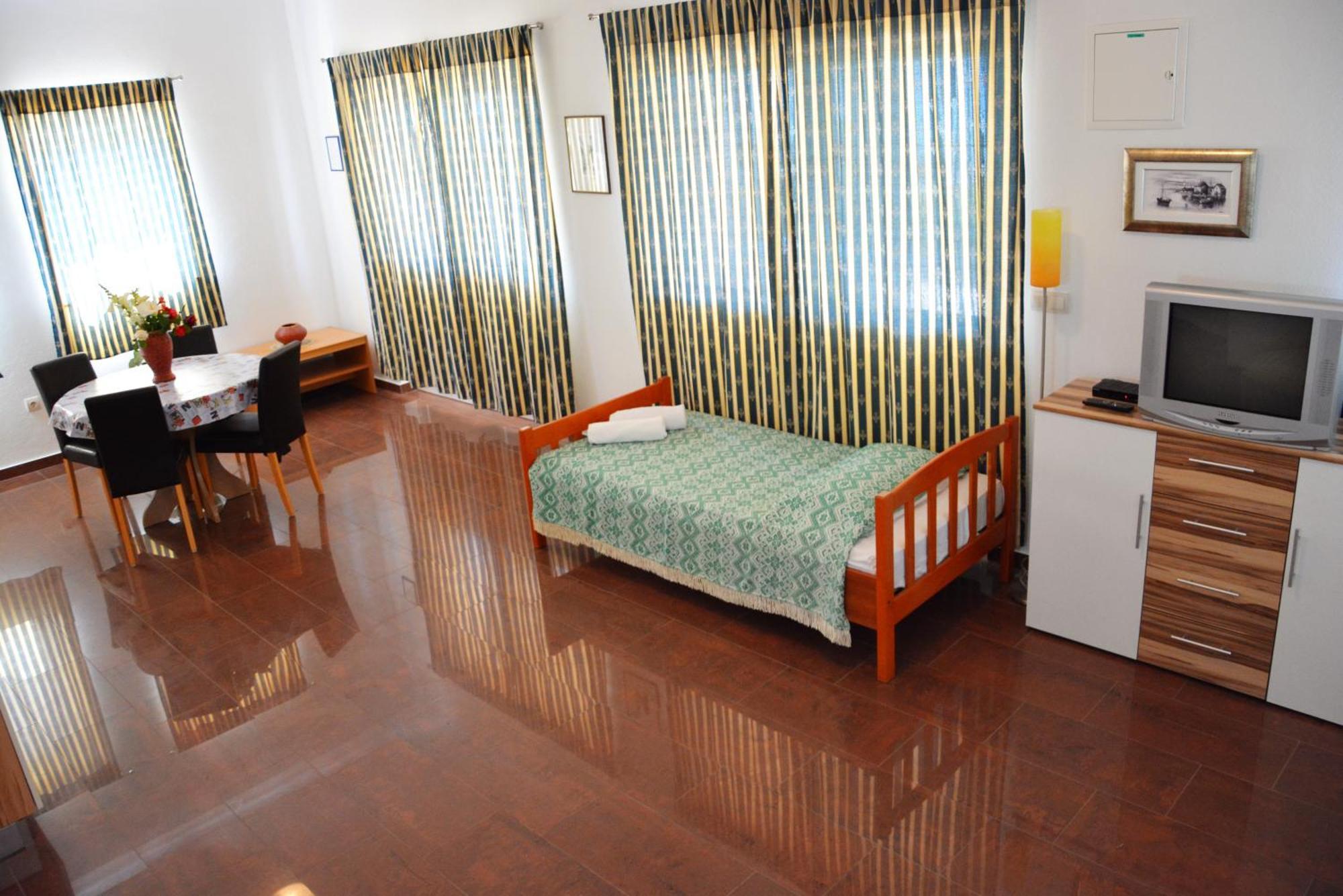 Apartments Buturi Soline  Bilik gambar